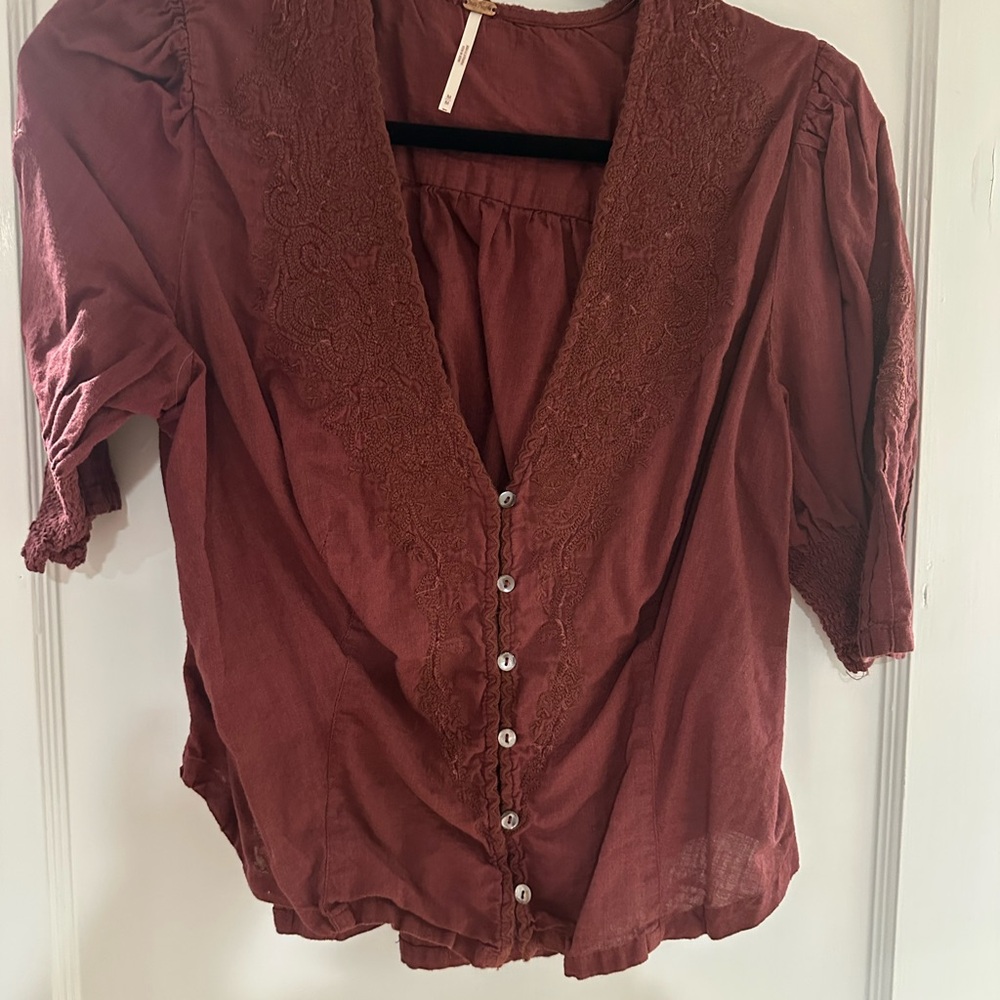 Free People maroon top